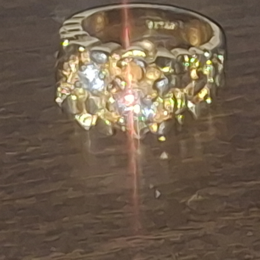 Elegant Gold and Silver Women's Ring